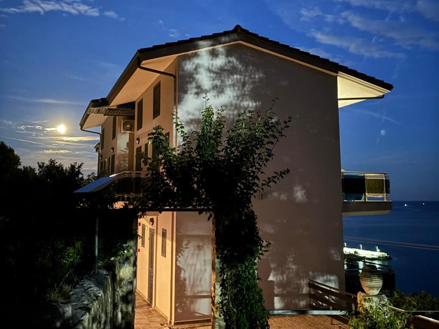 Hotel Sarti Thea Extérieur photo